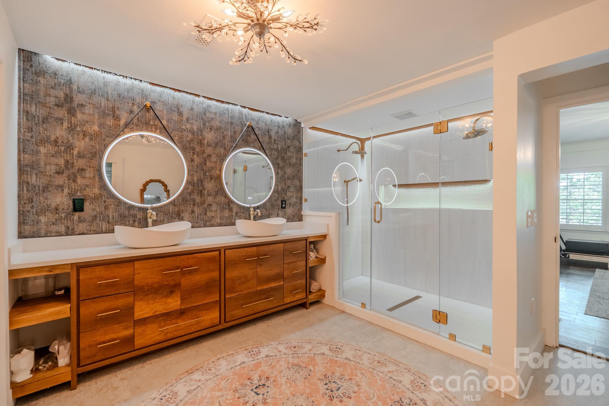 777 S River Road — Tryon