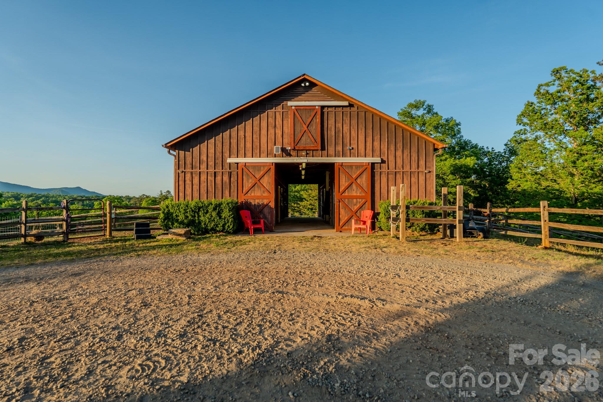 777 S River Road — Tryon