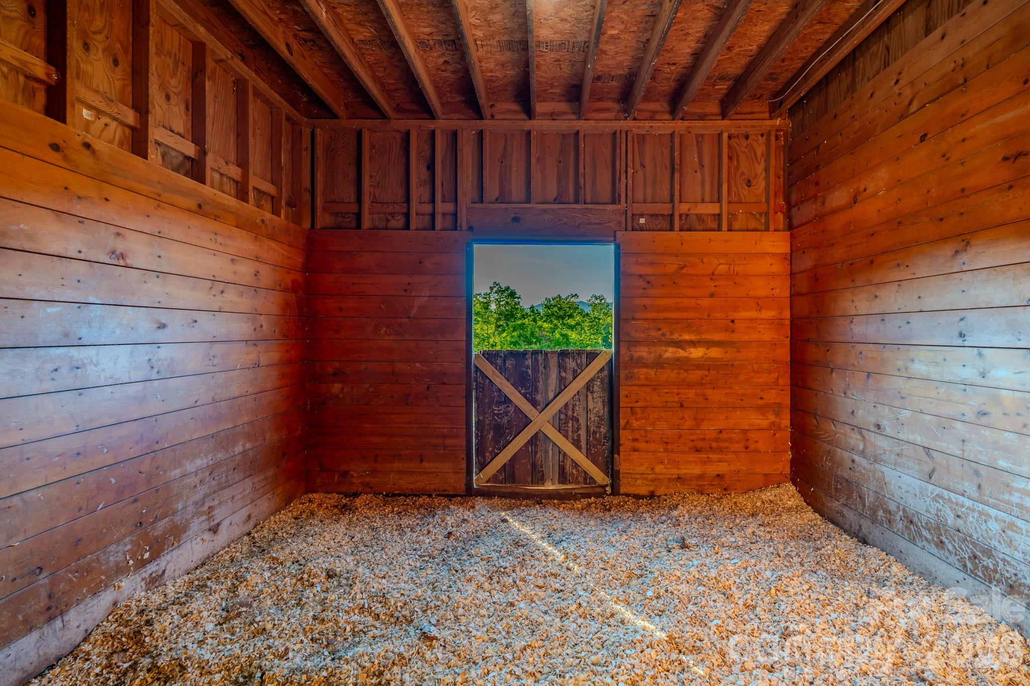 777 S River Road — Tryon