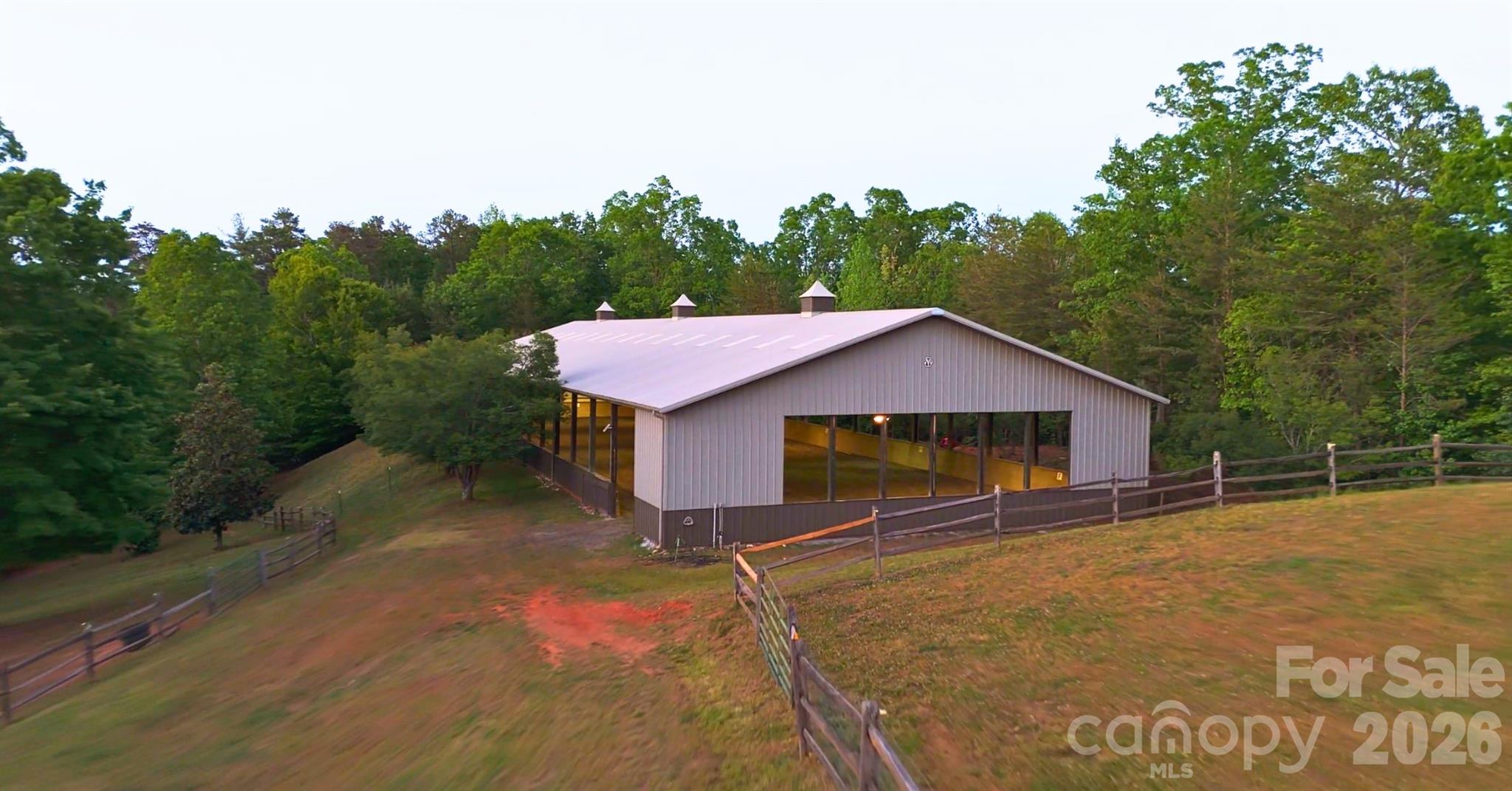 777 S River Road — Tryon