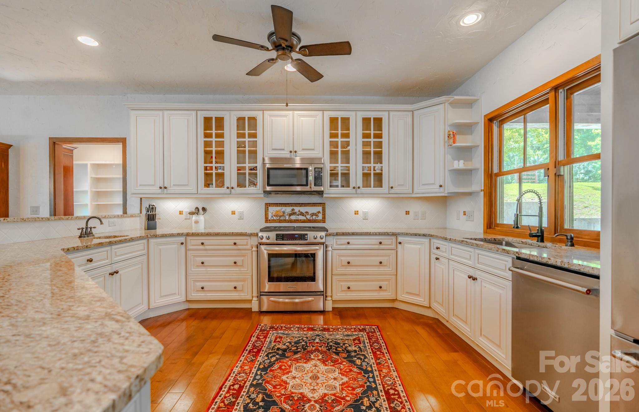 777 S River Road — Tryon