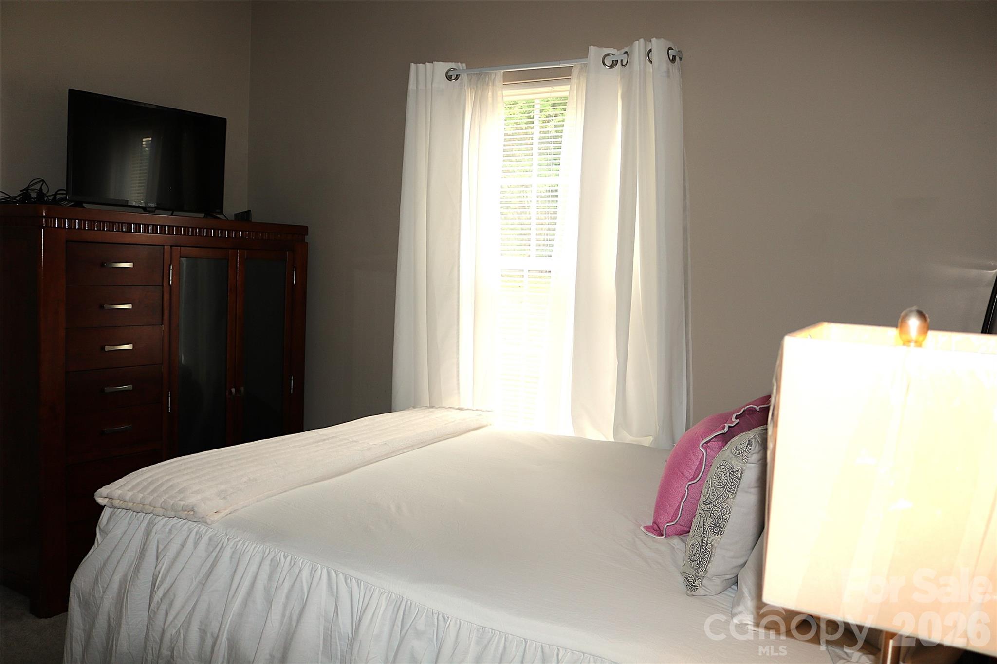 862 Loch Lomond Circle — Concord