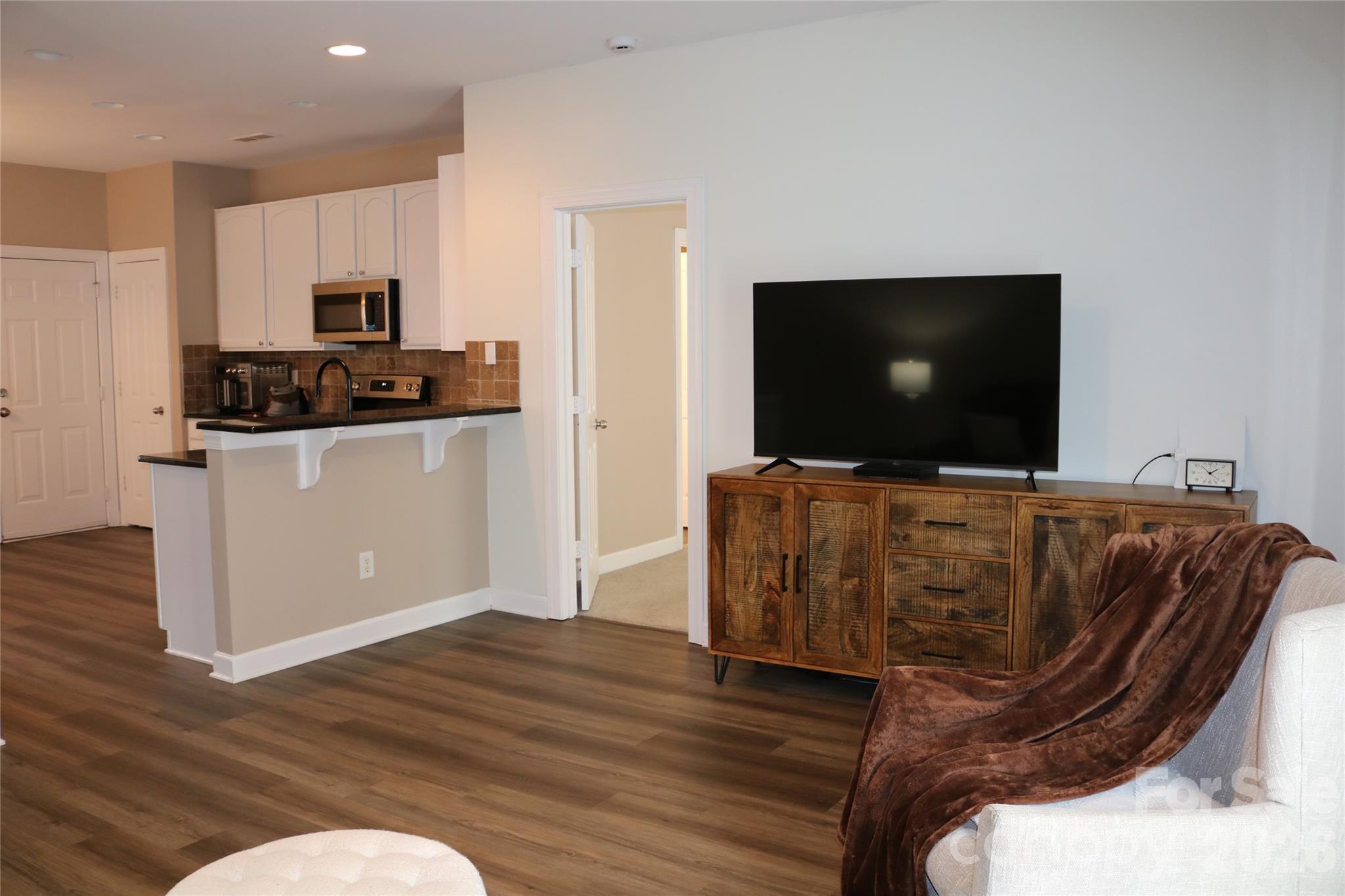 862 Loch Lomond Circle — Concord