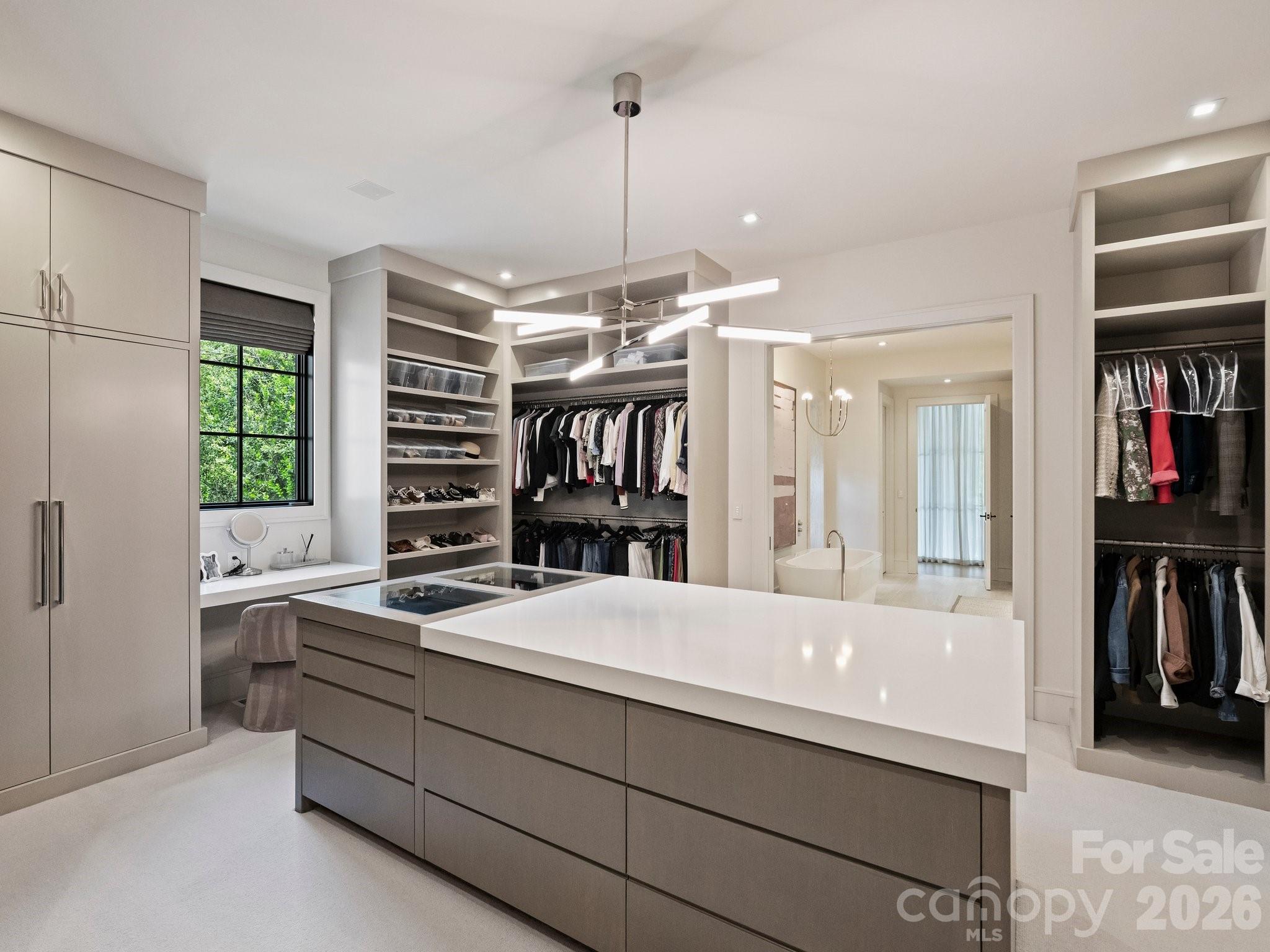 2317 Sharon Lane — Charlotte