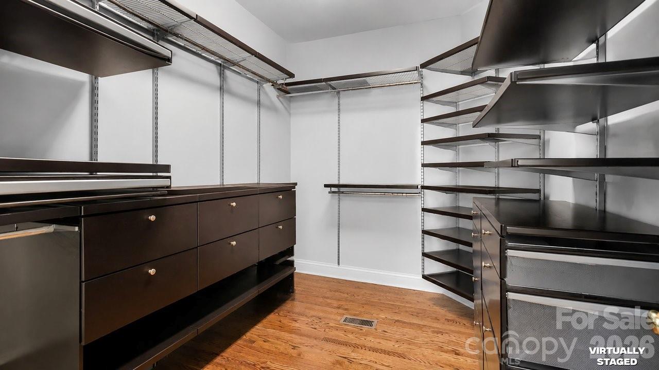 8716 Devonshire Drive — Huntersville