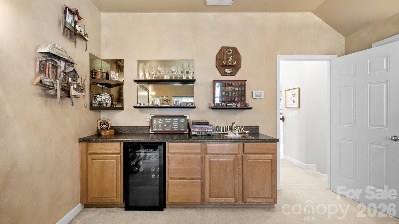 8716 Devonshire Drive — Huntersville
