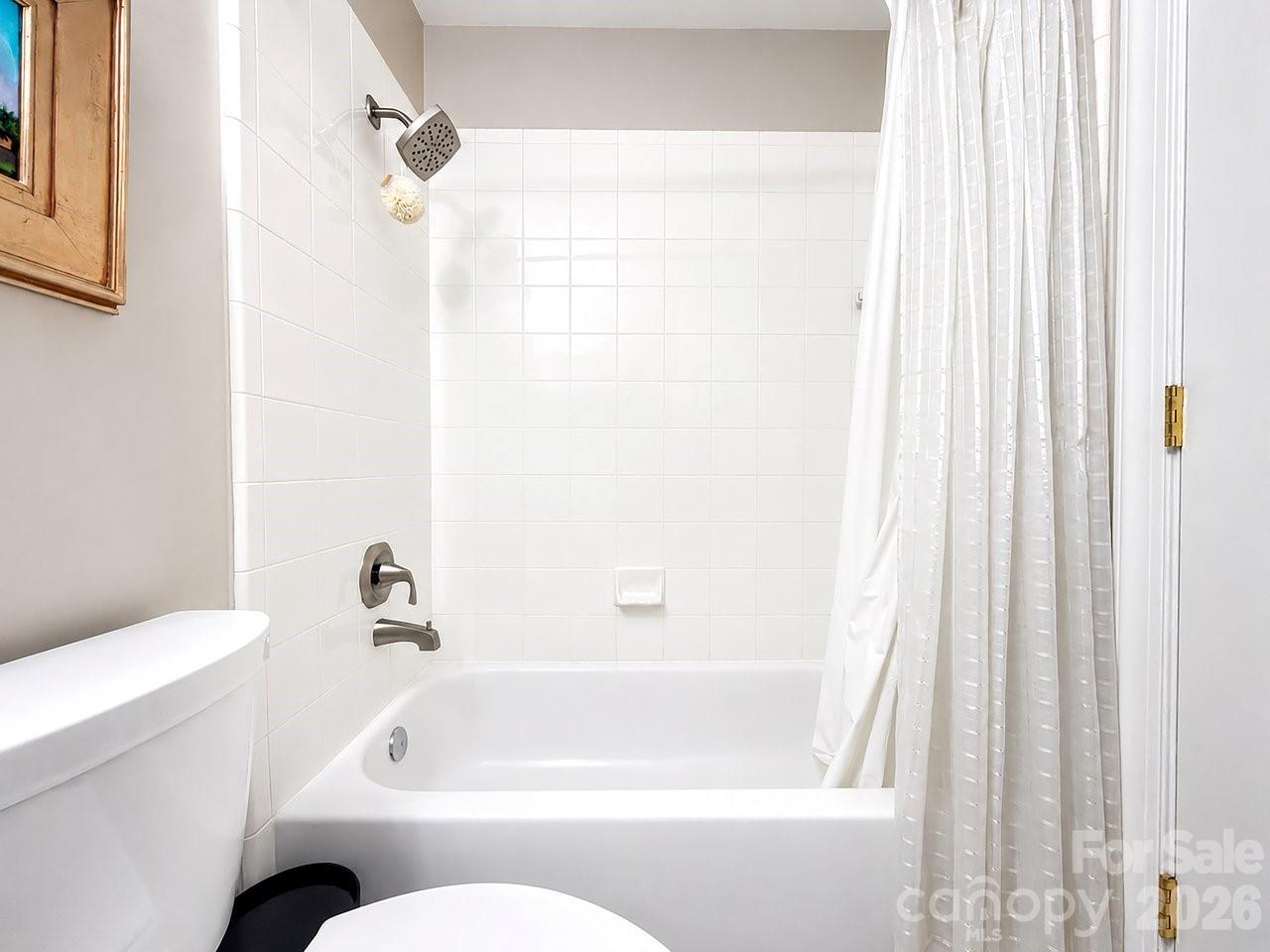 8716 Devonshire Drive — Huntersville