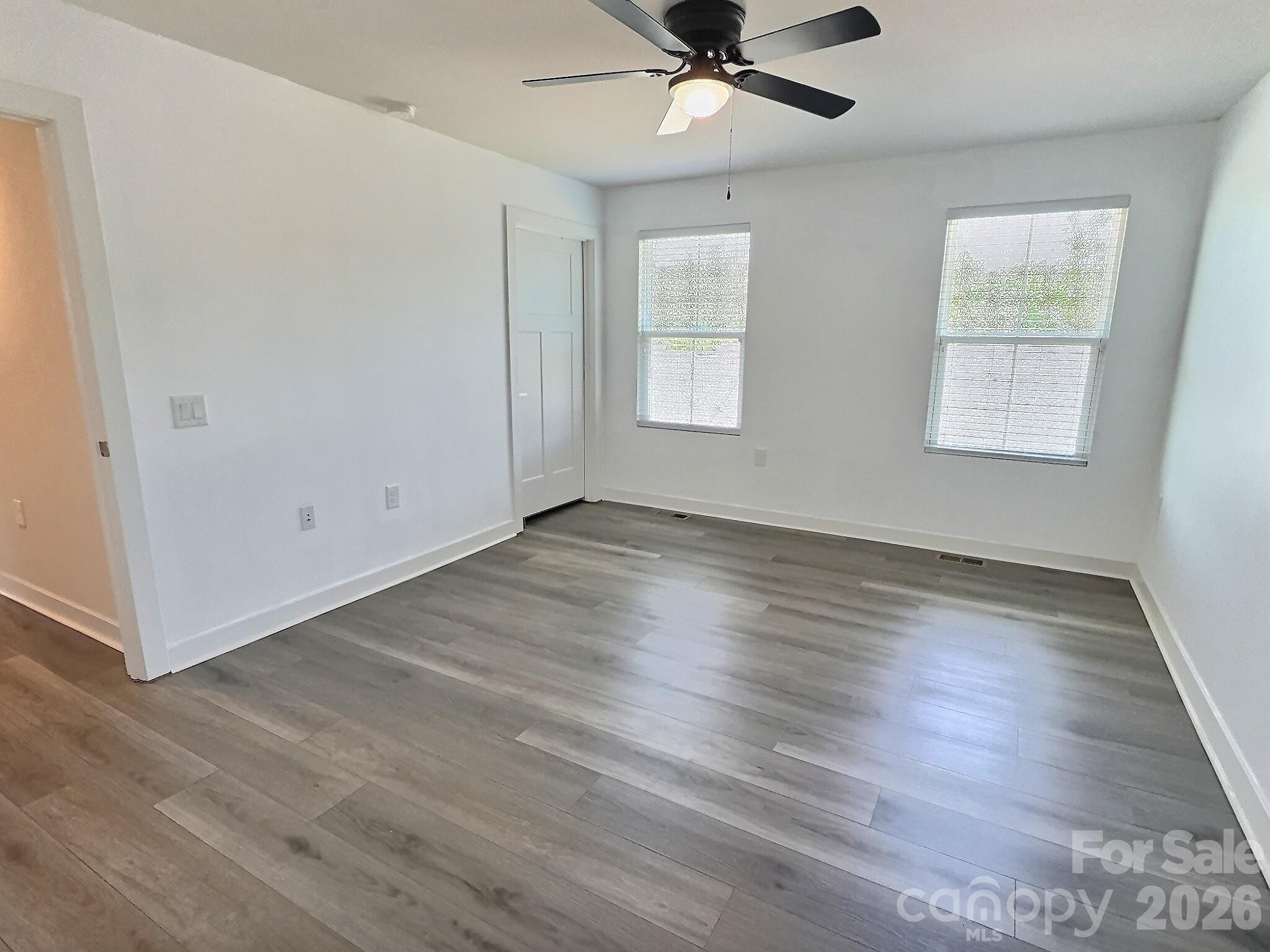 544 Grandiflora Avenue — Lancaster