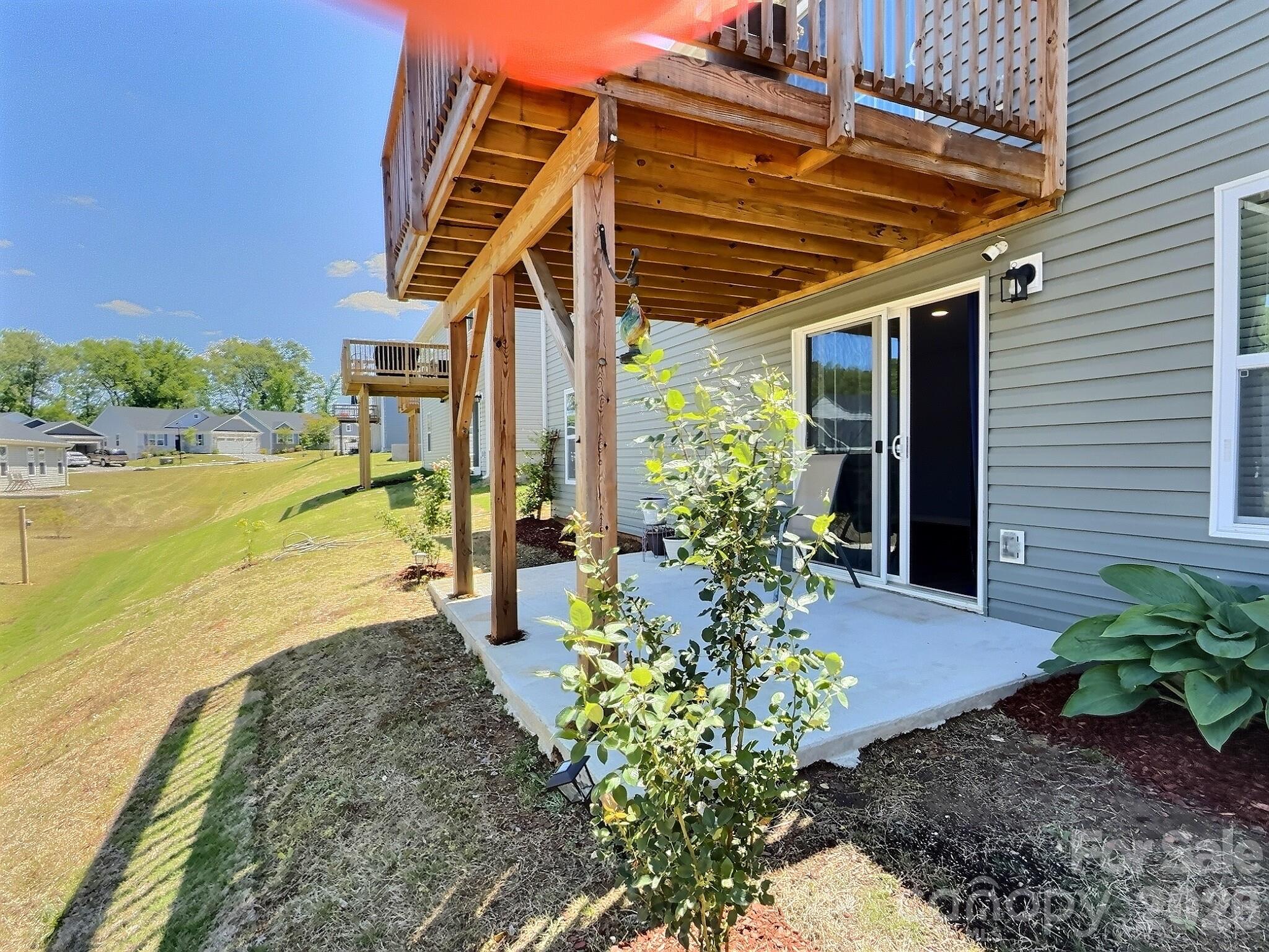 544 Grandiflora Avenue — Lancaster