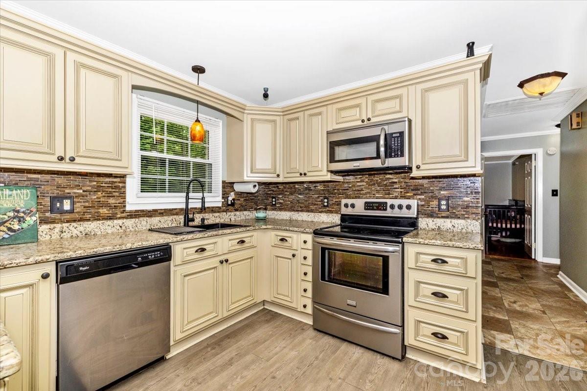 691 Rich Hilton Road — Thomasville