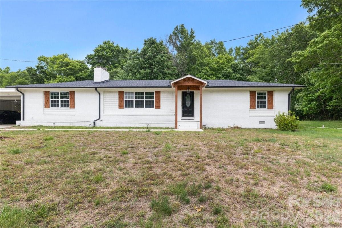 691 Rich Hilton Road — Thomasville