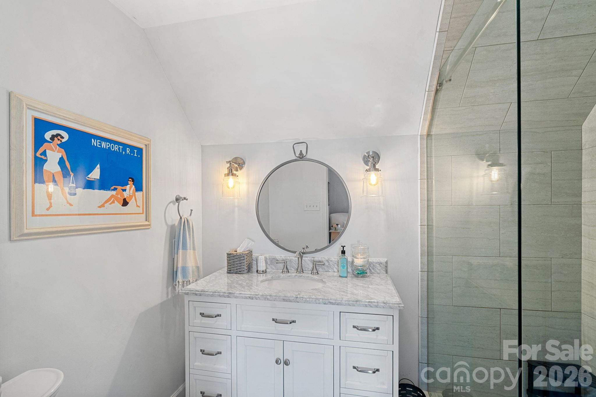 107 Beachview Drive — Mooresville