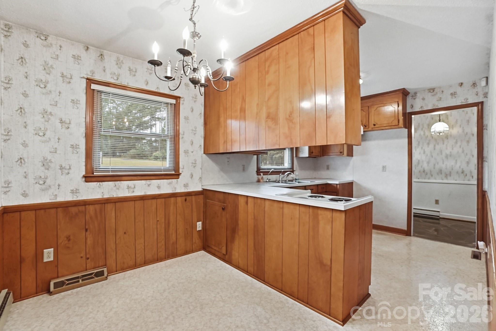 6704 Alanbrook Road — Charlotte