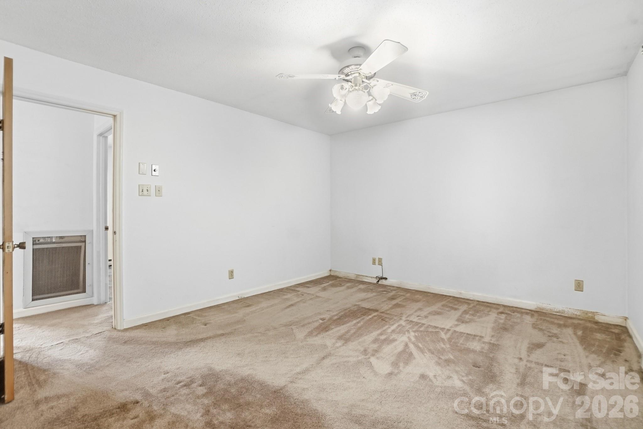 6704 Alanbrook Road — Charlotte