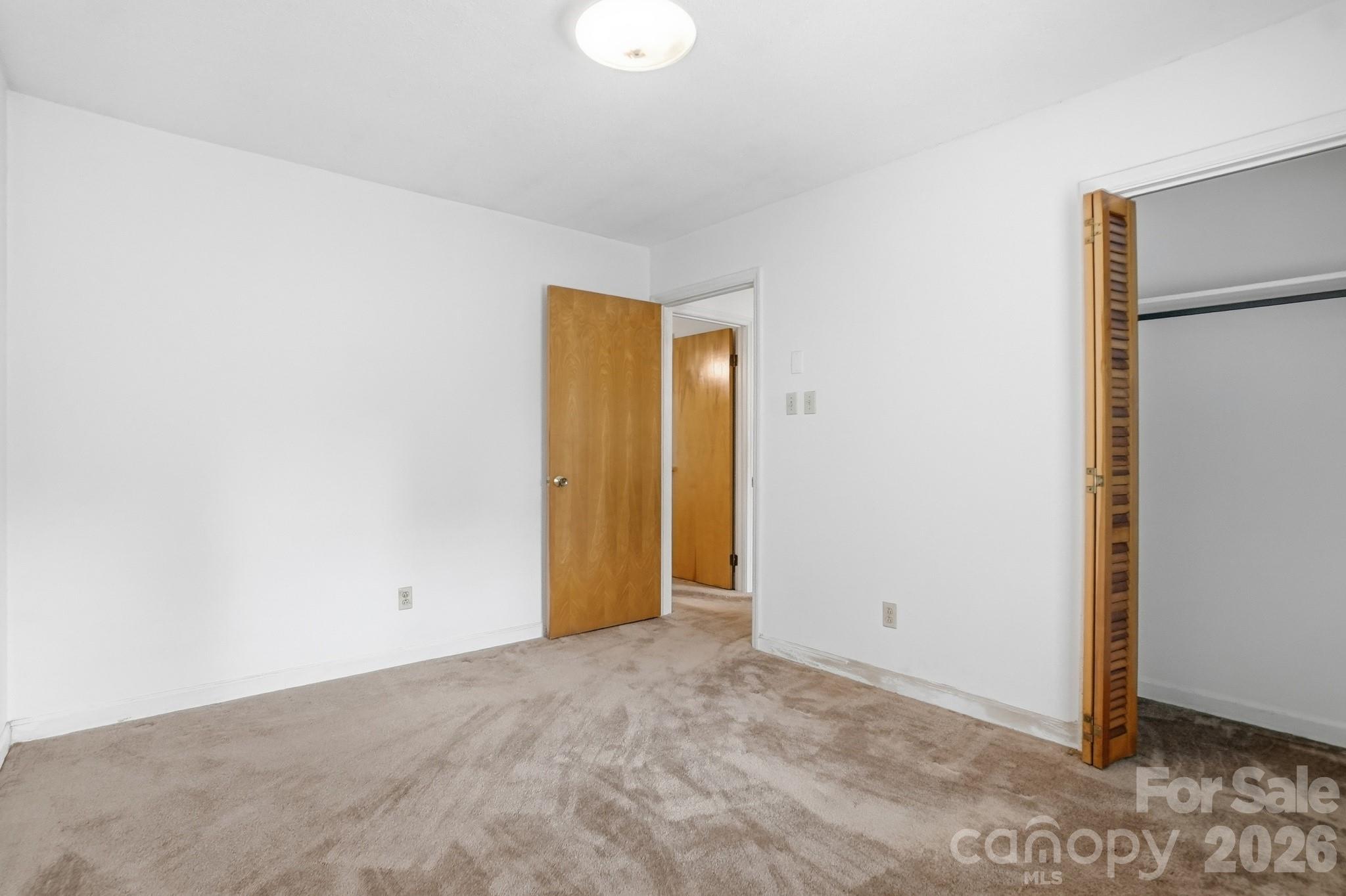 6704 Alanbrook Road — Charlotte