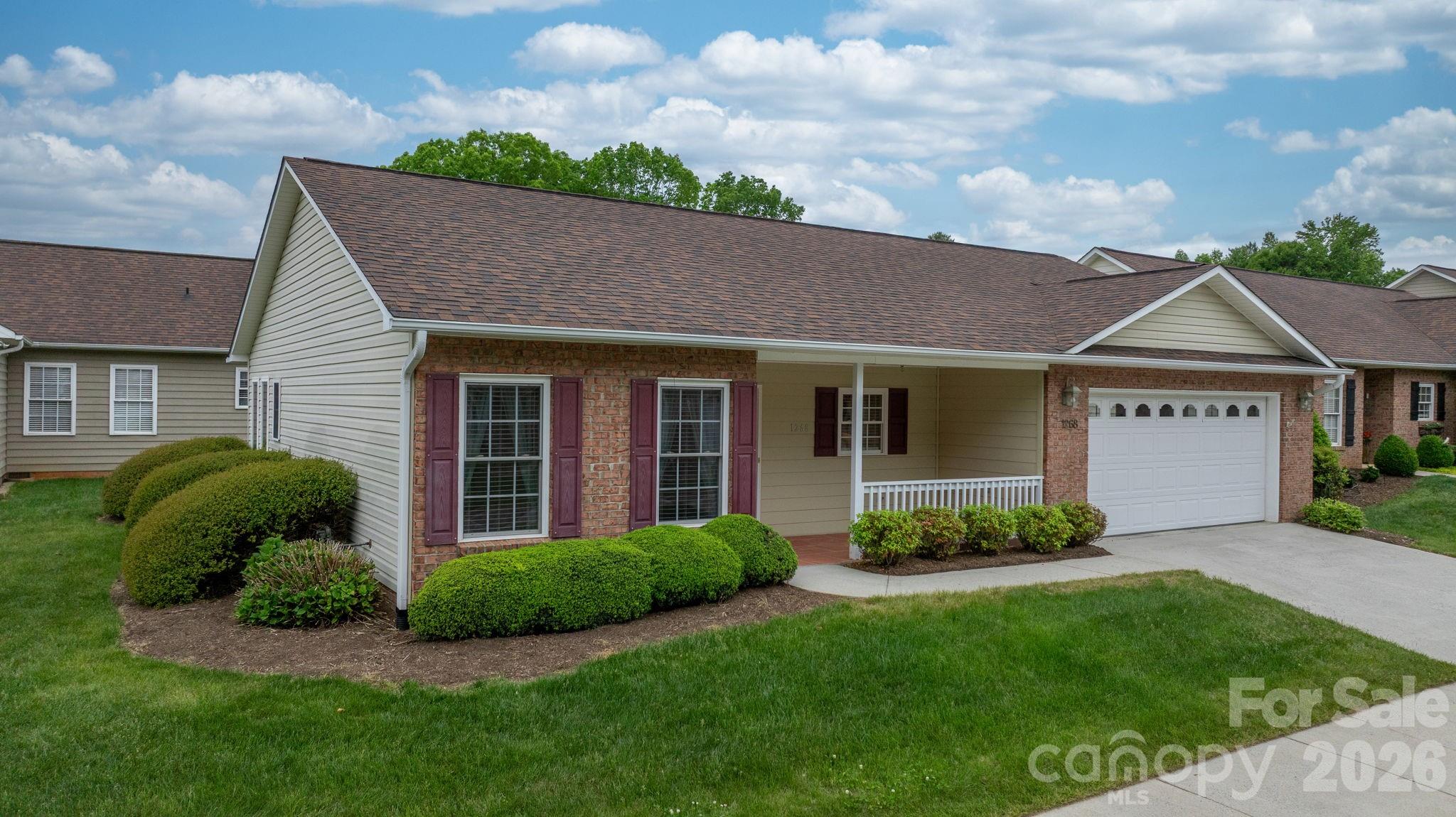 1268 Wexford Village Circle NE — Lenoir