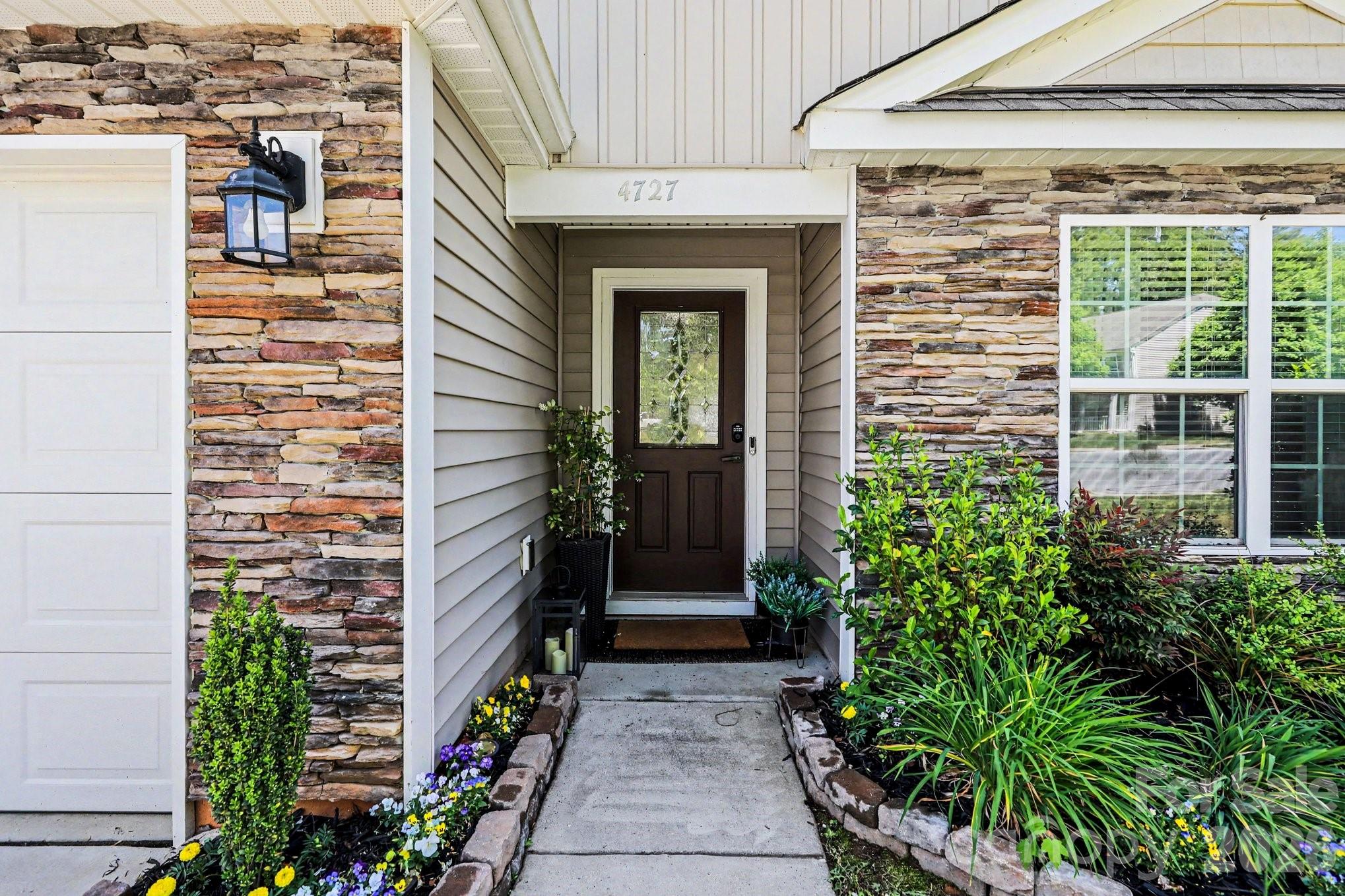 4727 Mcclure Road — Charlotte