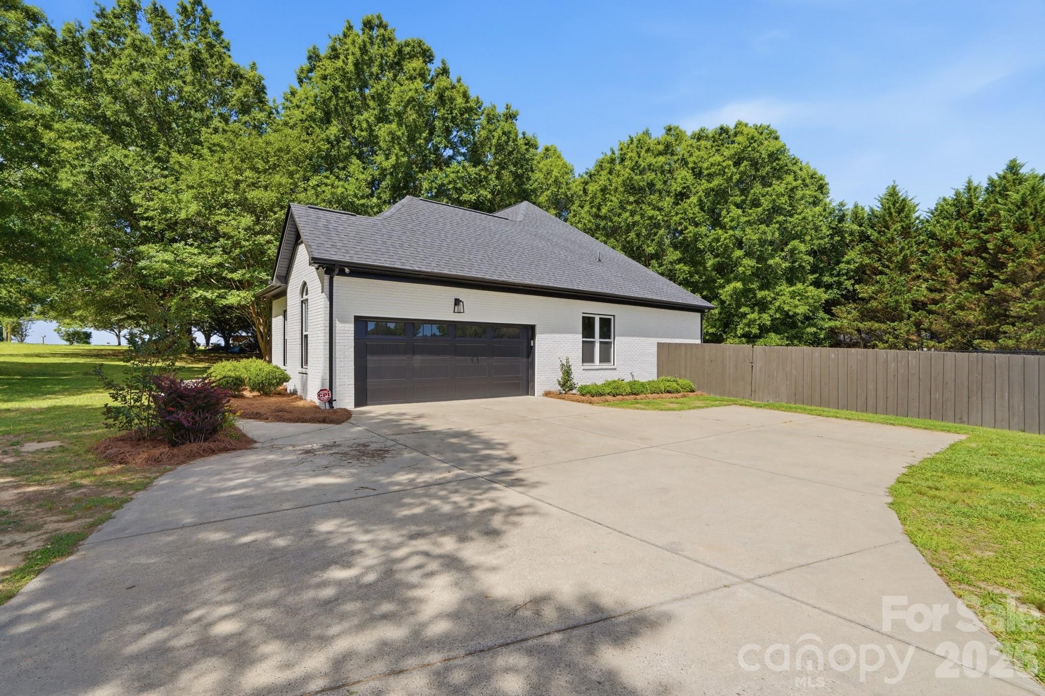 4812 Austin Road — Monroe