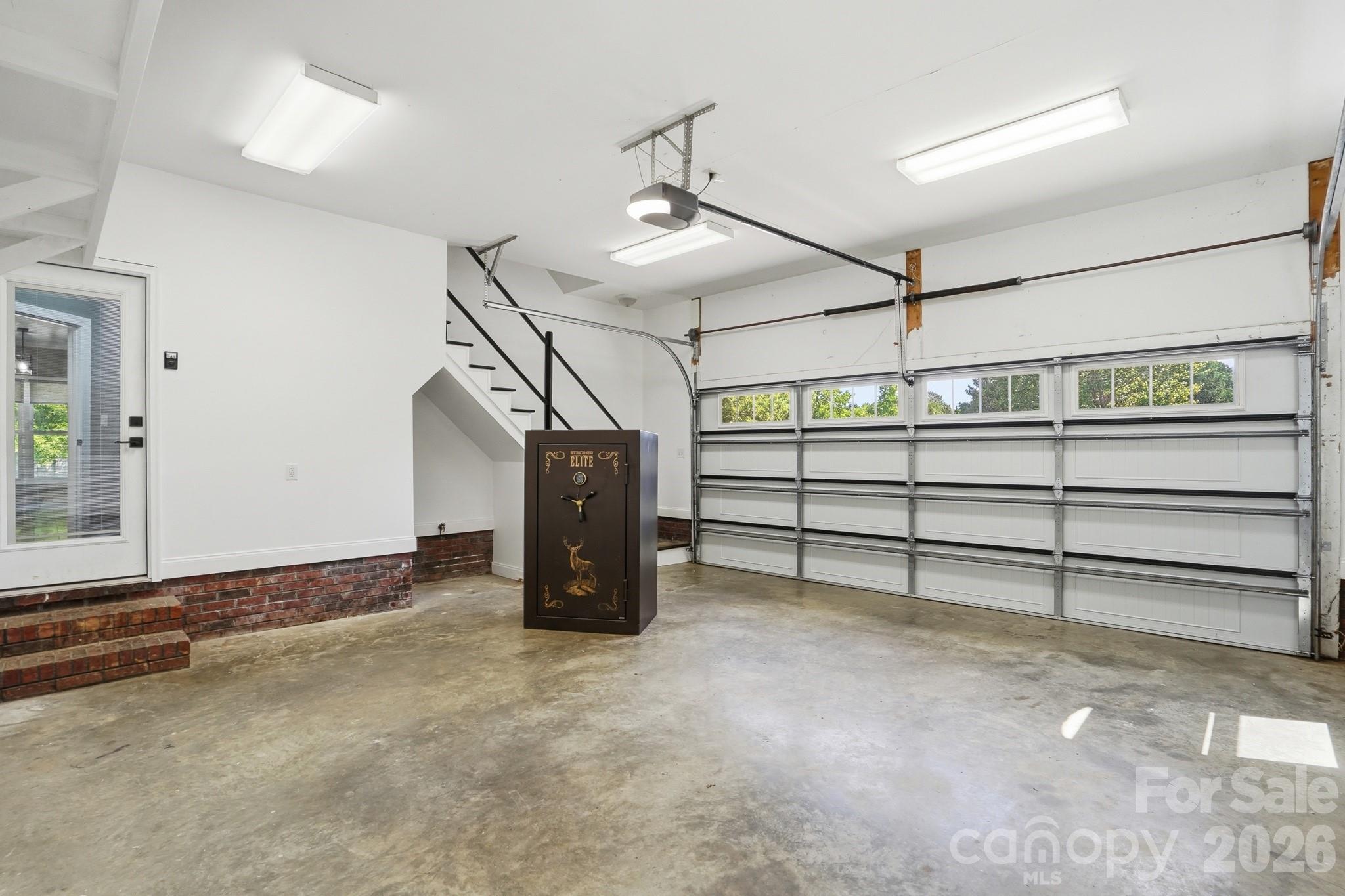 4812 Austin Road — Monroe