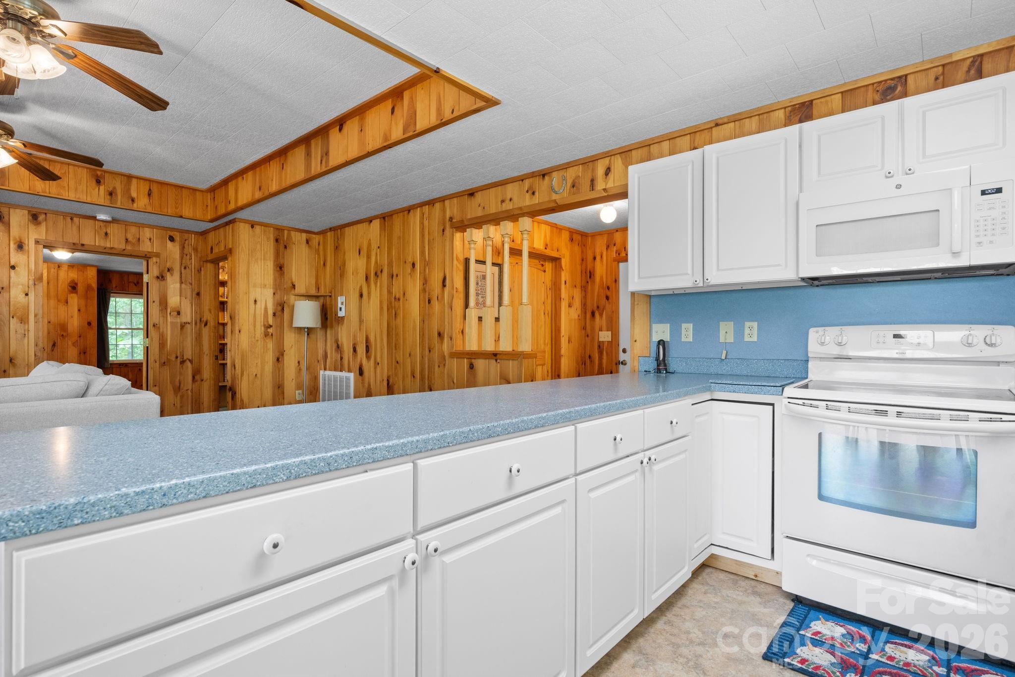 3494 Vannoy Ridge Road — Moravian Falls
