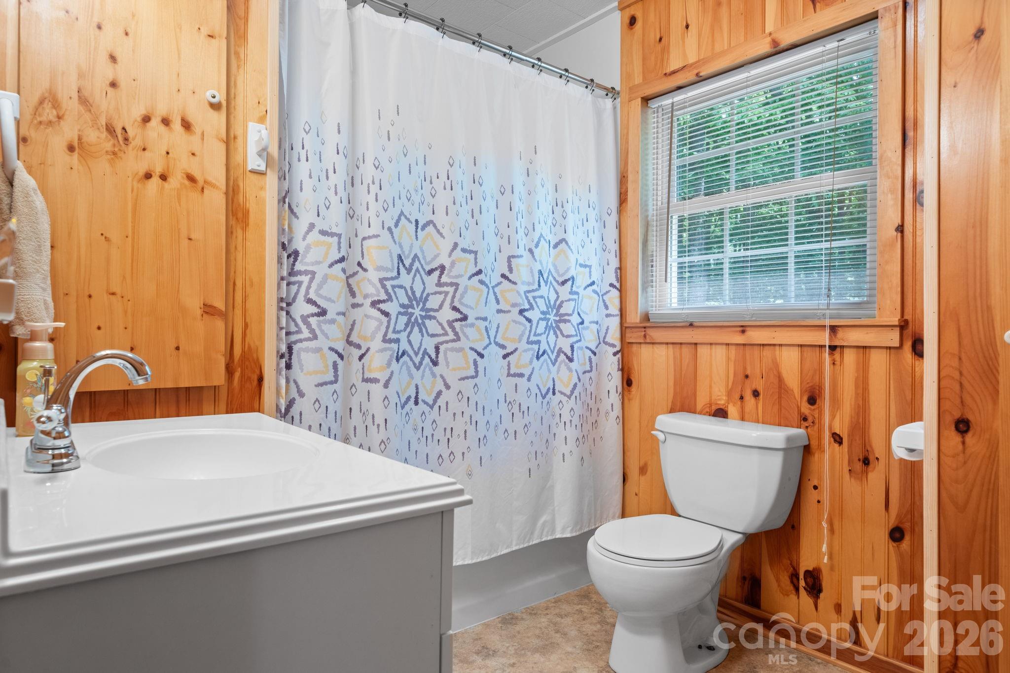 3494 Vannoy Ridge Road — Moravian Falls