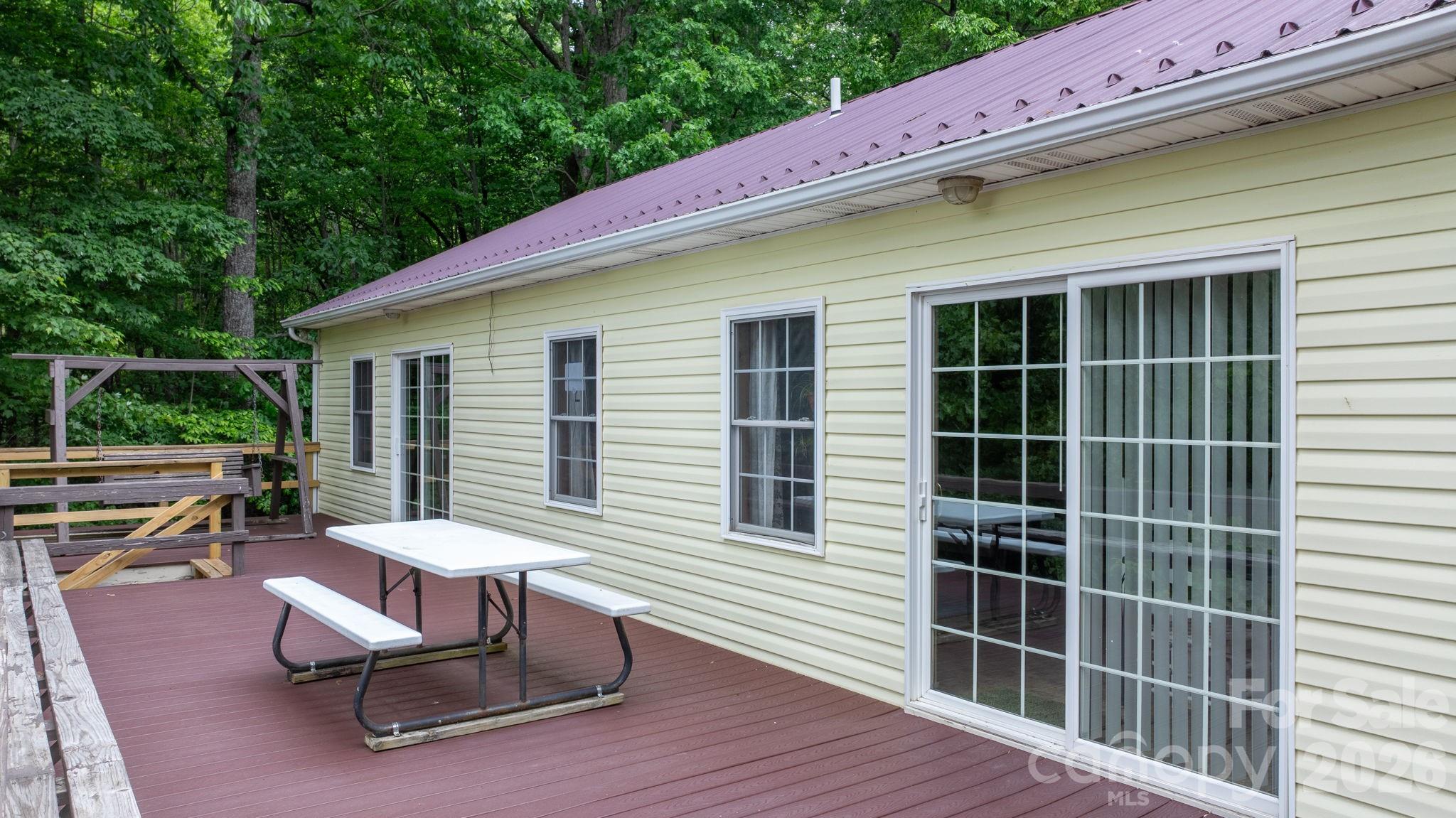 3494 Vannoy Ridge Road — Moravian Falls
