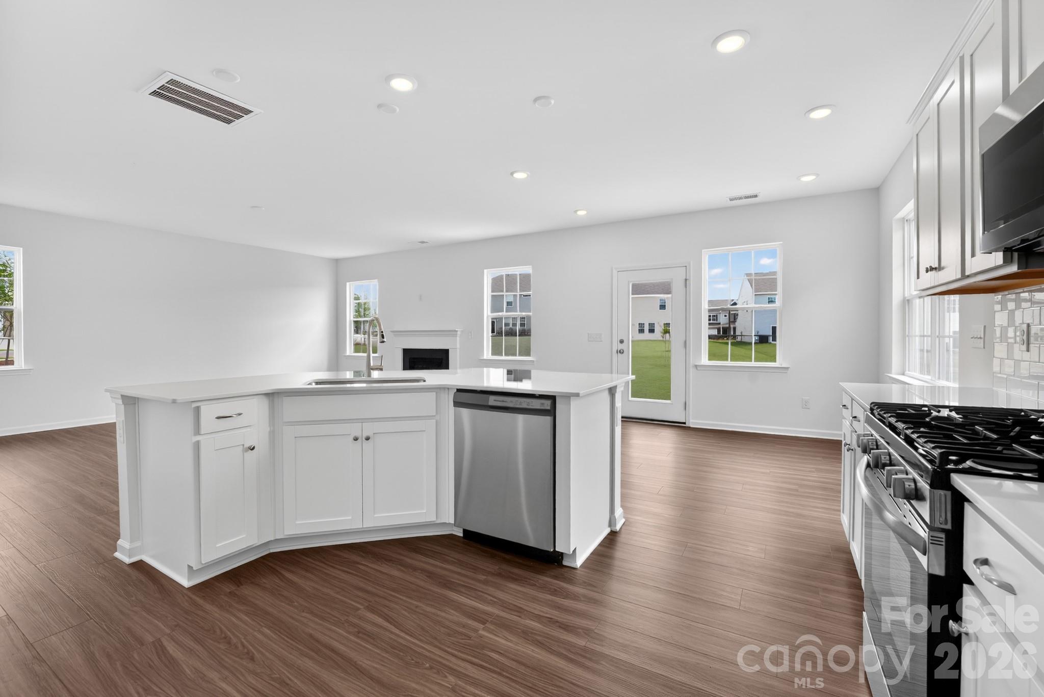 2309 Ravenglass Way — Maiden