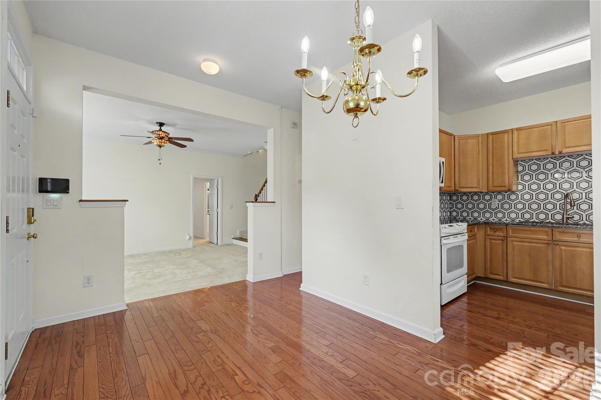 11431 Savannah Creek Drive — Charlotte