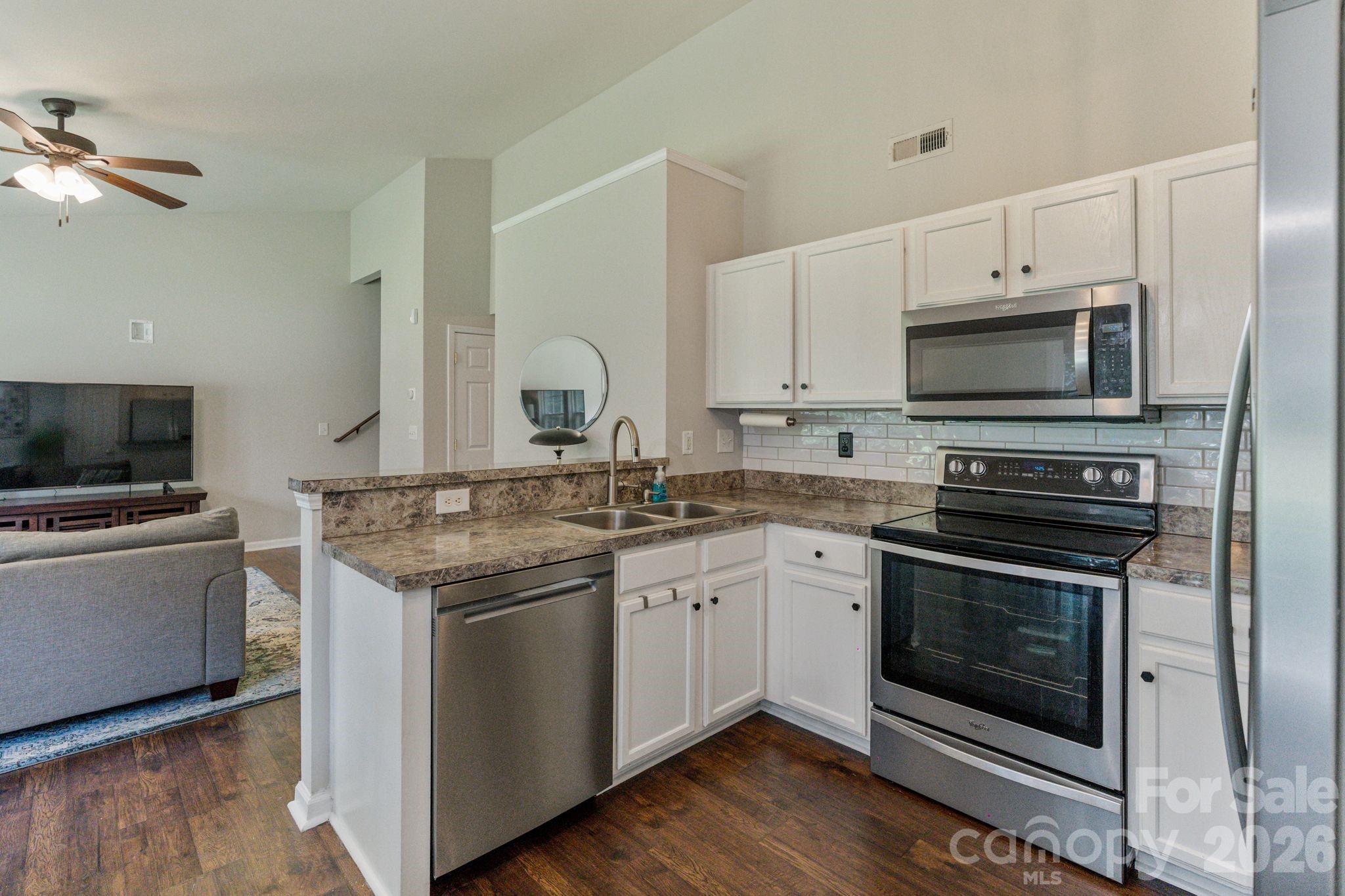 406 Courtland Court — Kannapolis