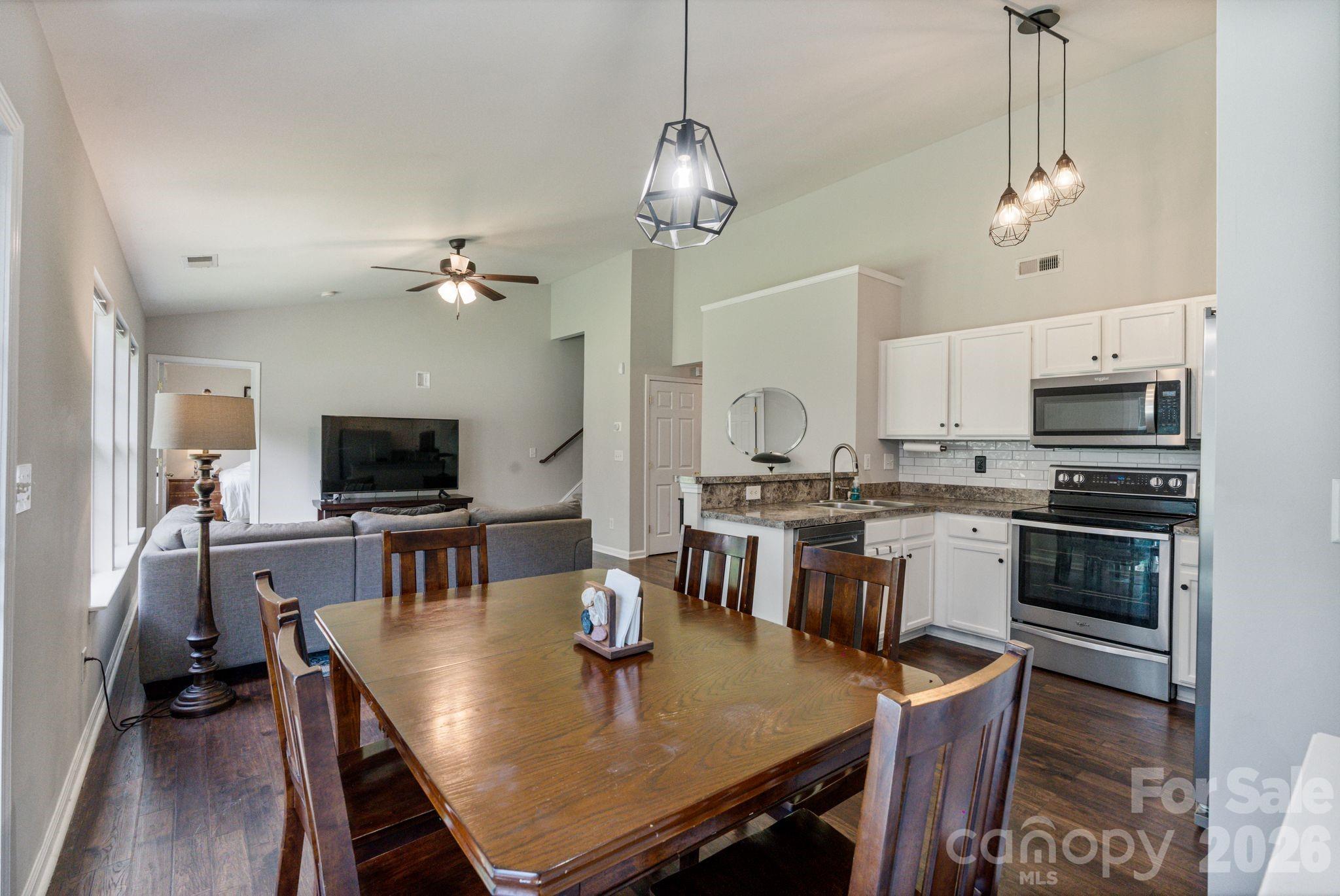 406 Courtland Court — Kannapolis