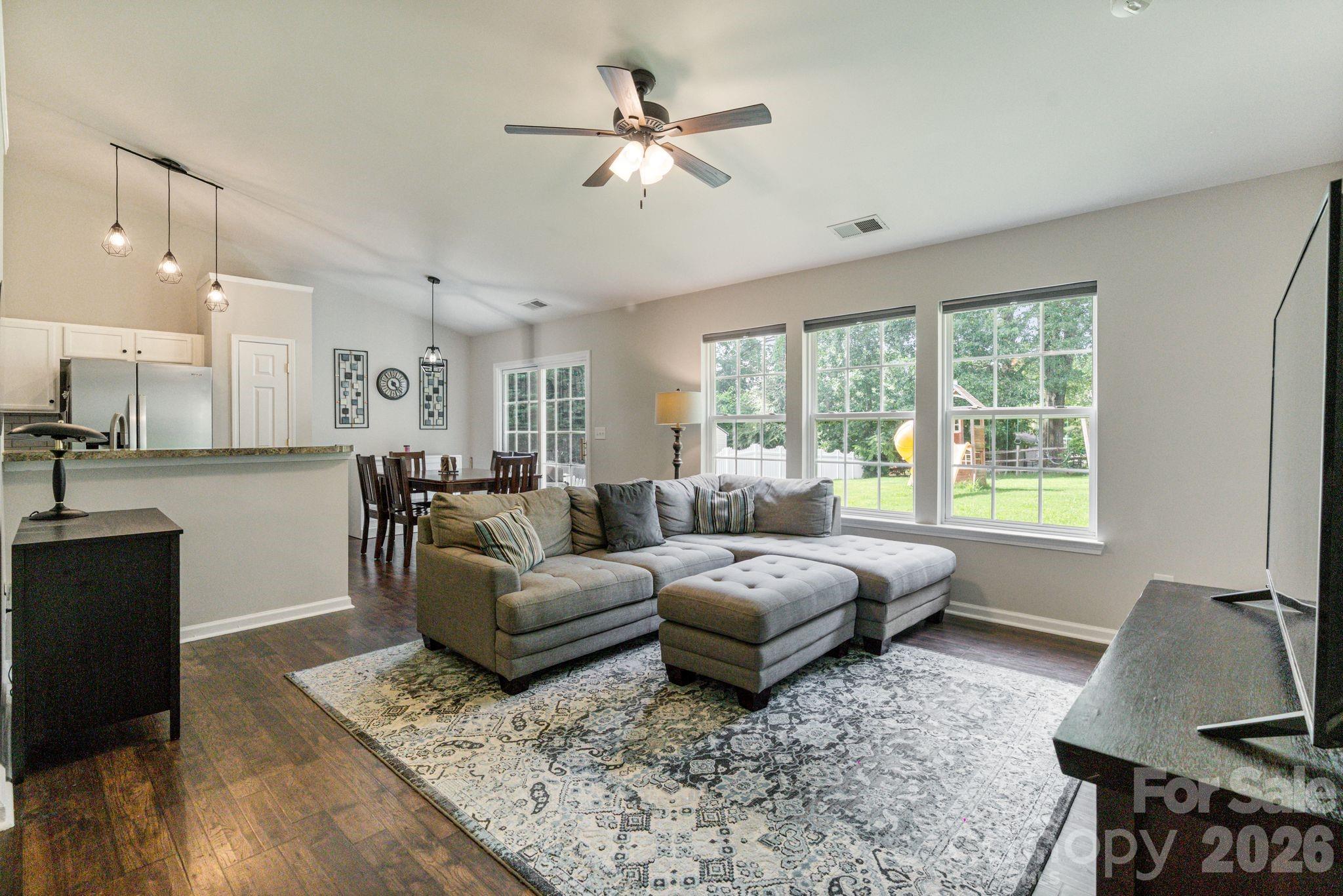 406 Courtland Court — Kannapolis