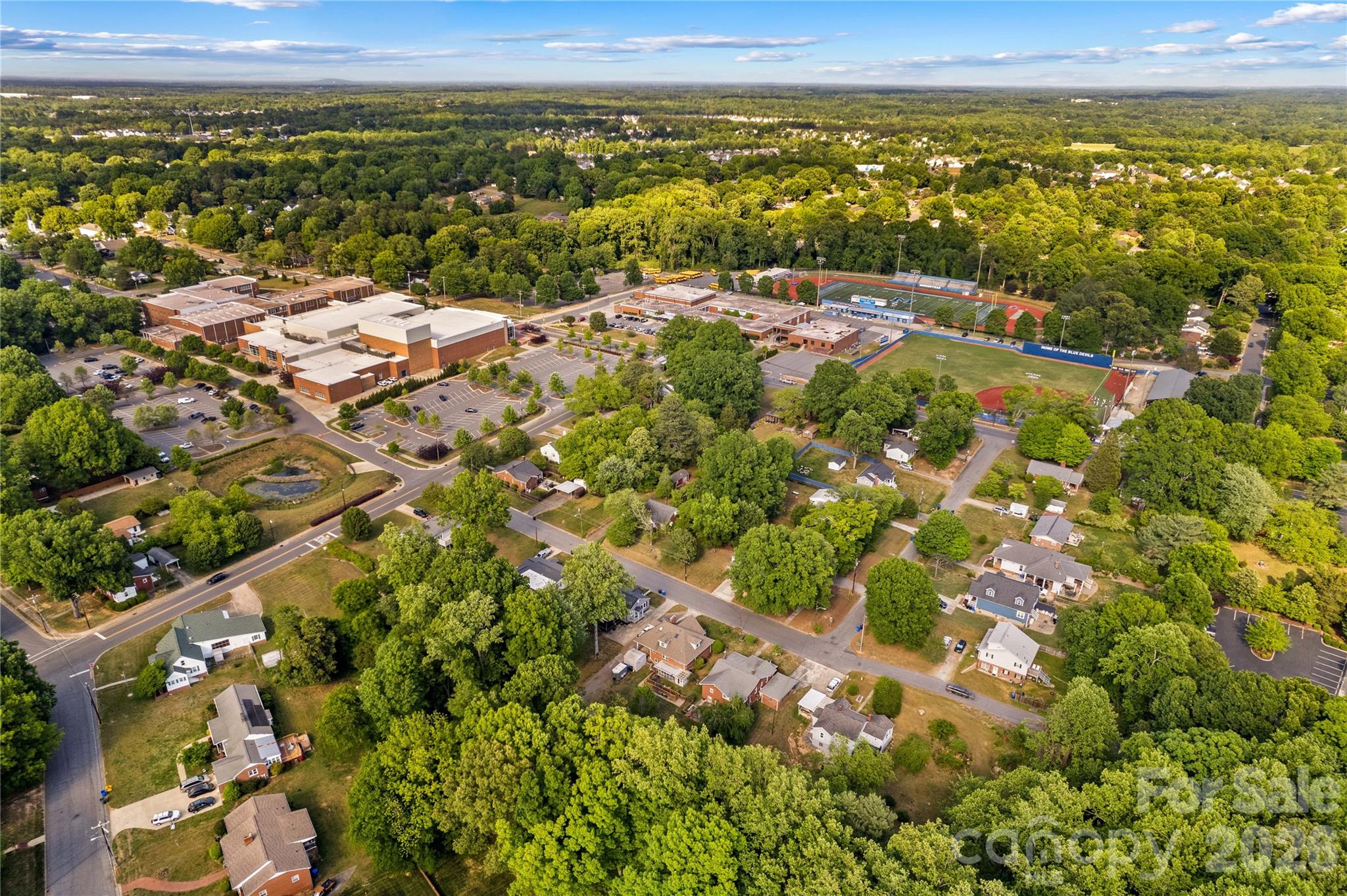 868 Fieldstone Road — Mooresville
