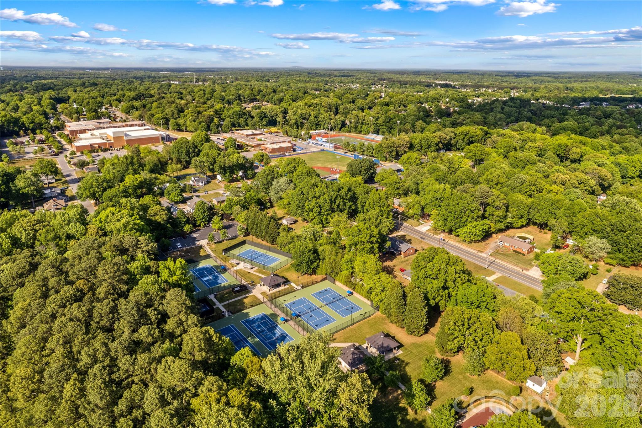 868 Fieldstone Road — Mooresville