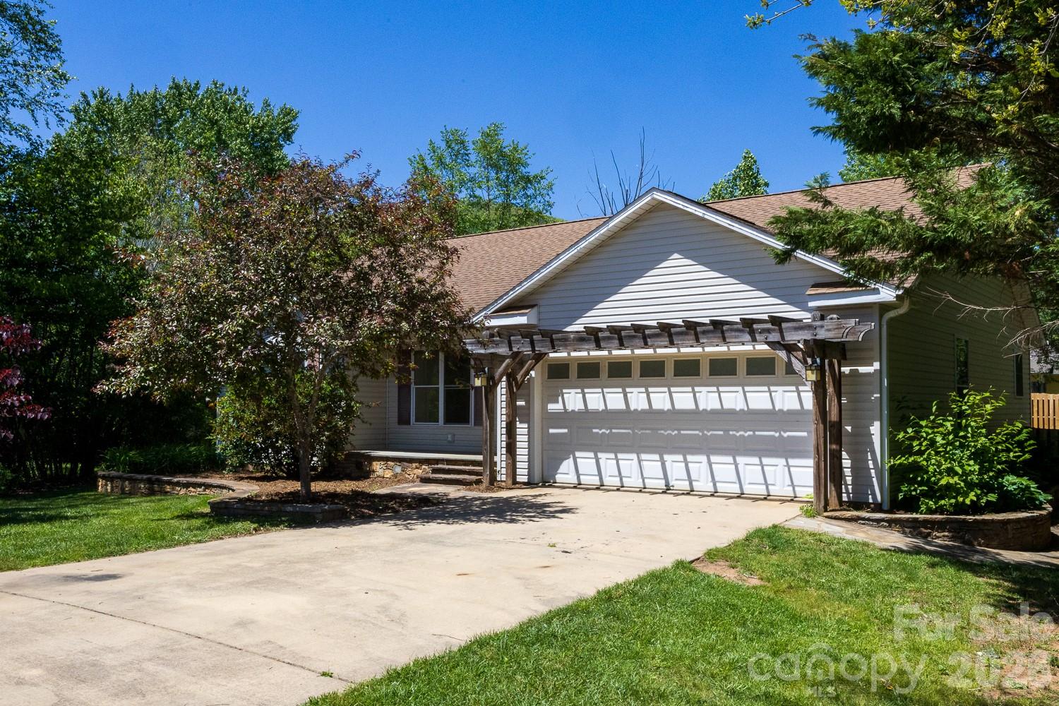 55 Eden Glen Road — Black Mountain