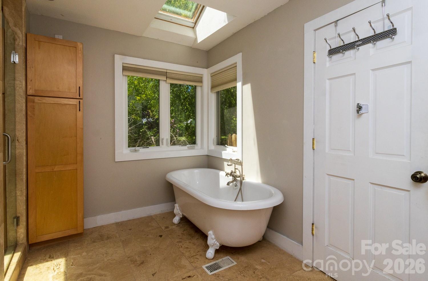 55 Eden Glen Road — Black Mountain