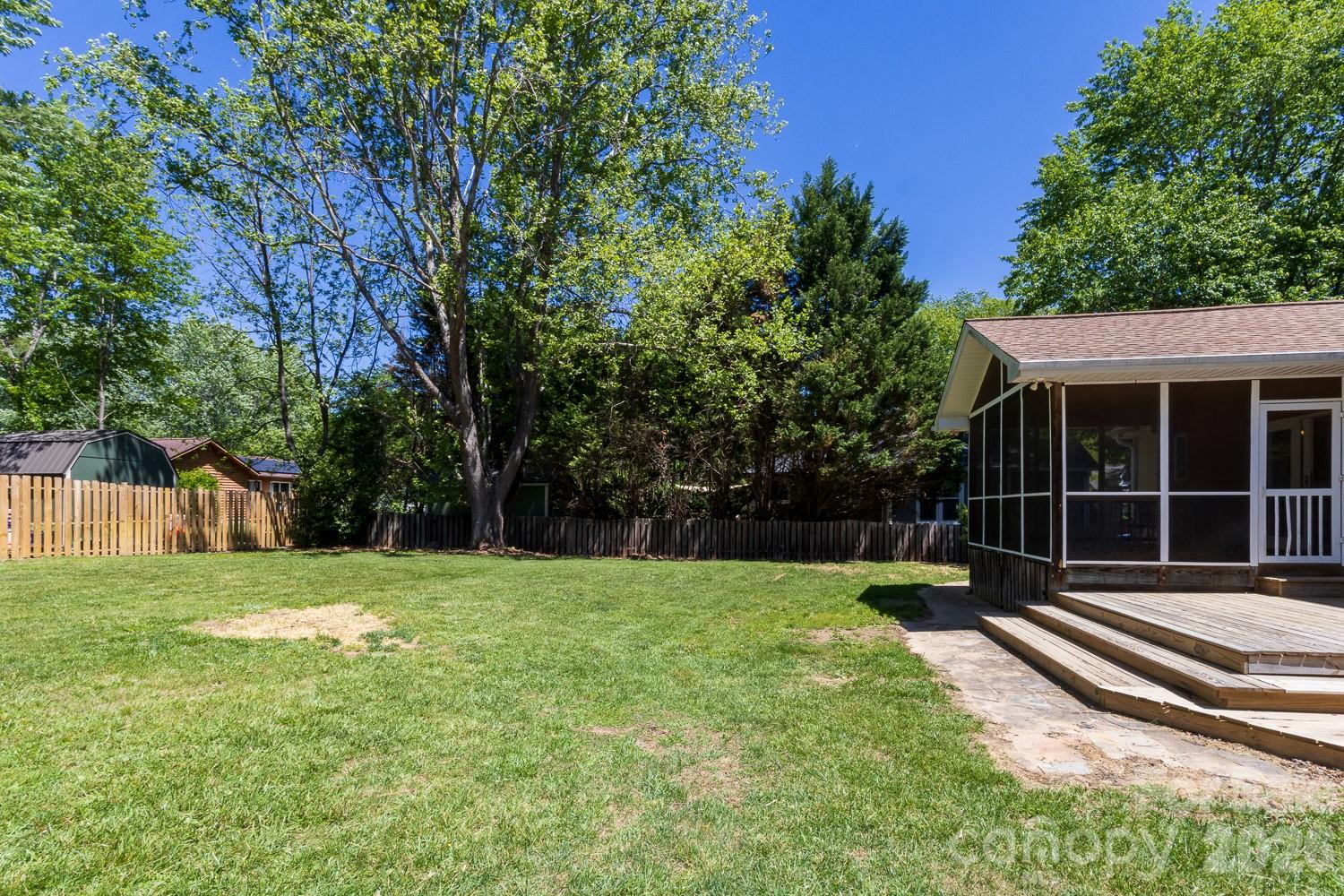 55 Eden Glen Road — Black Mountain