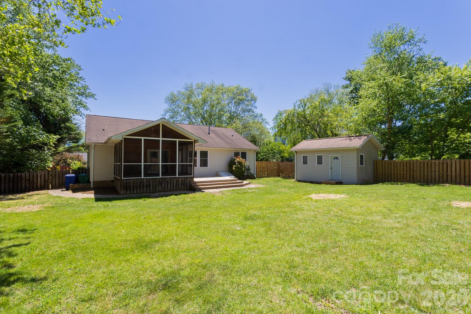 55 Eden Glen Road — Black Mountain