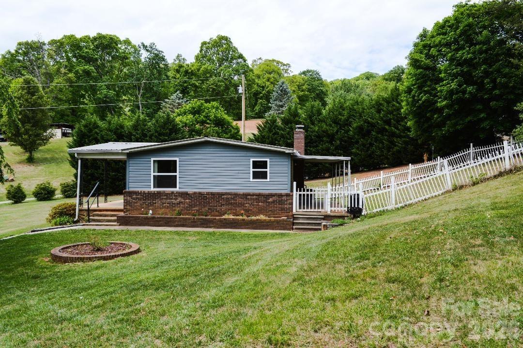 188 Wiggins Road — Candler