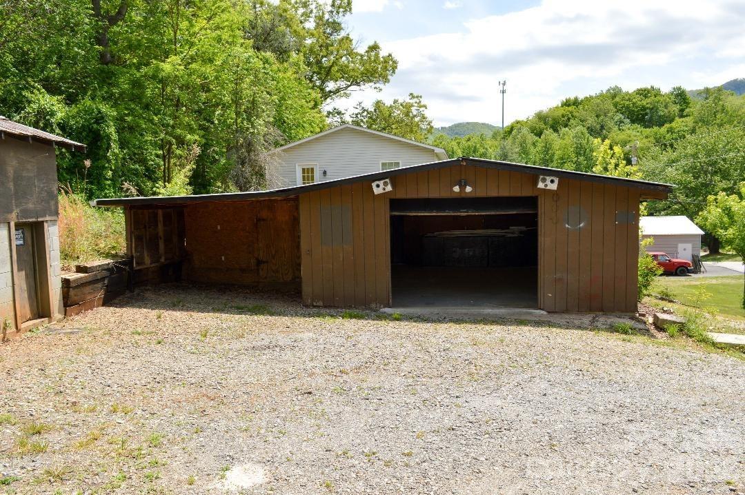 188 Wiggins Road — Candler