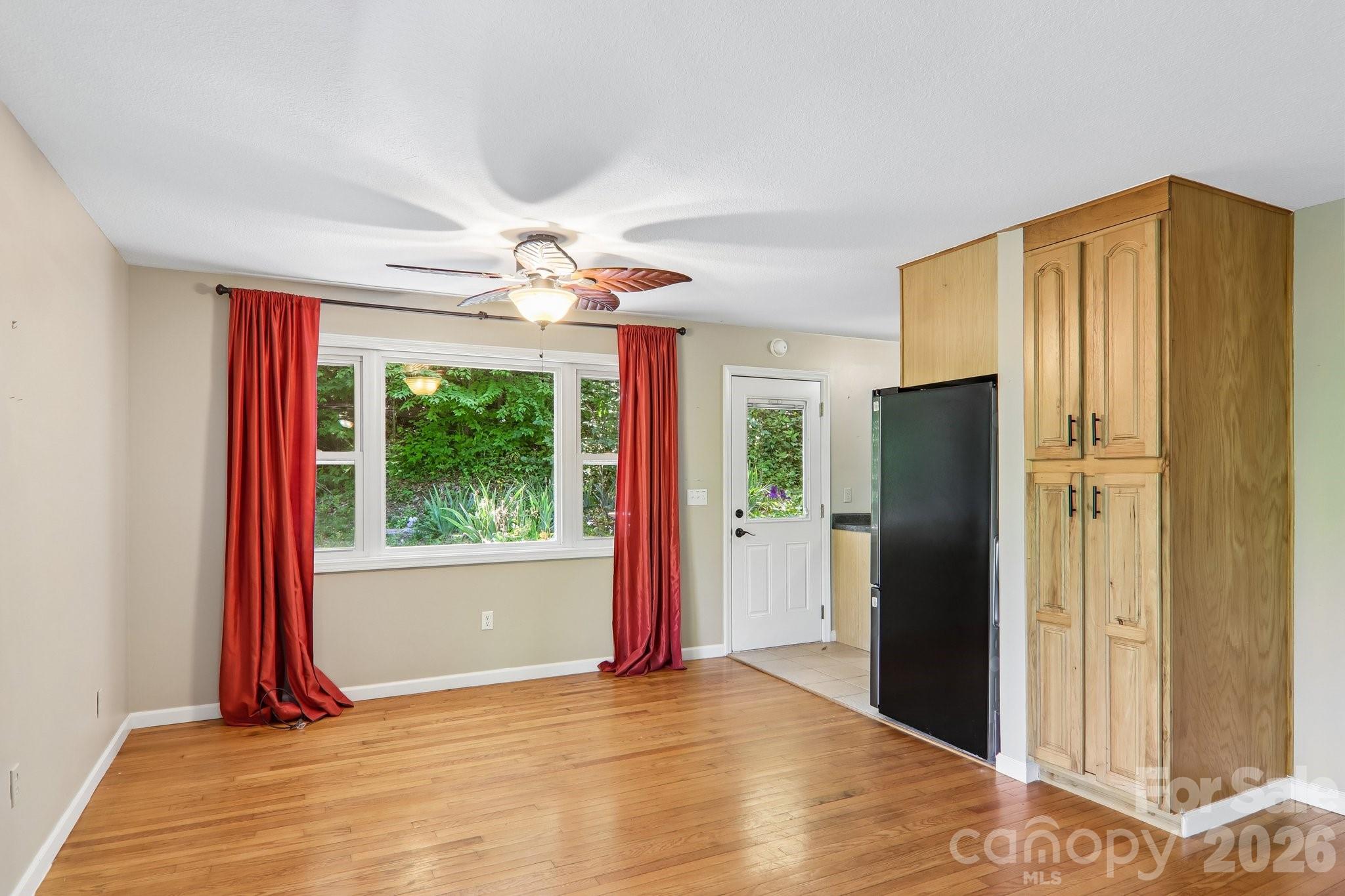 224 Highlands Loop — Maggie Valley