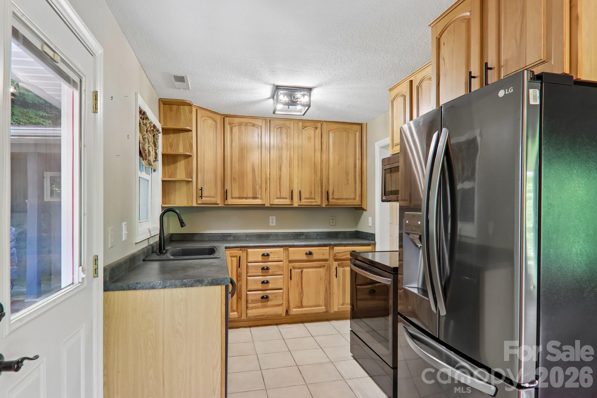 224 Highlands Loop — Maggie Valley