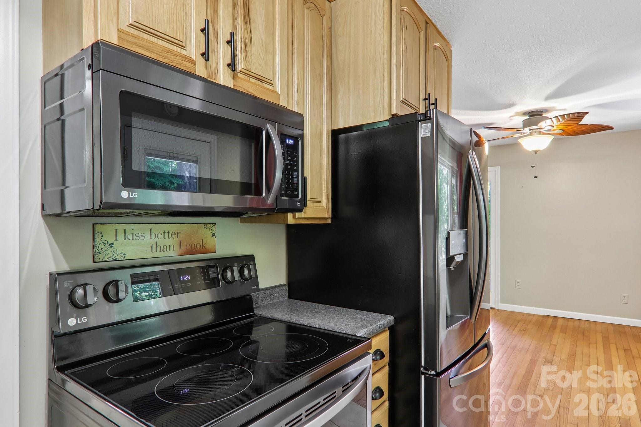 224 Highlands Loop — Maggie Valley