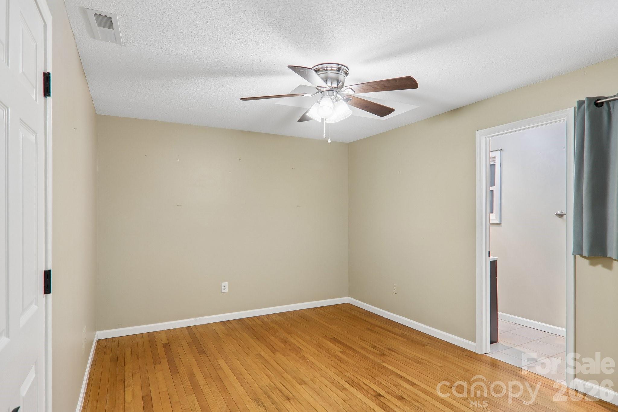 224 Highlands Loop — Maggie Valley