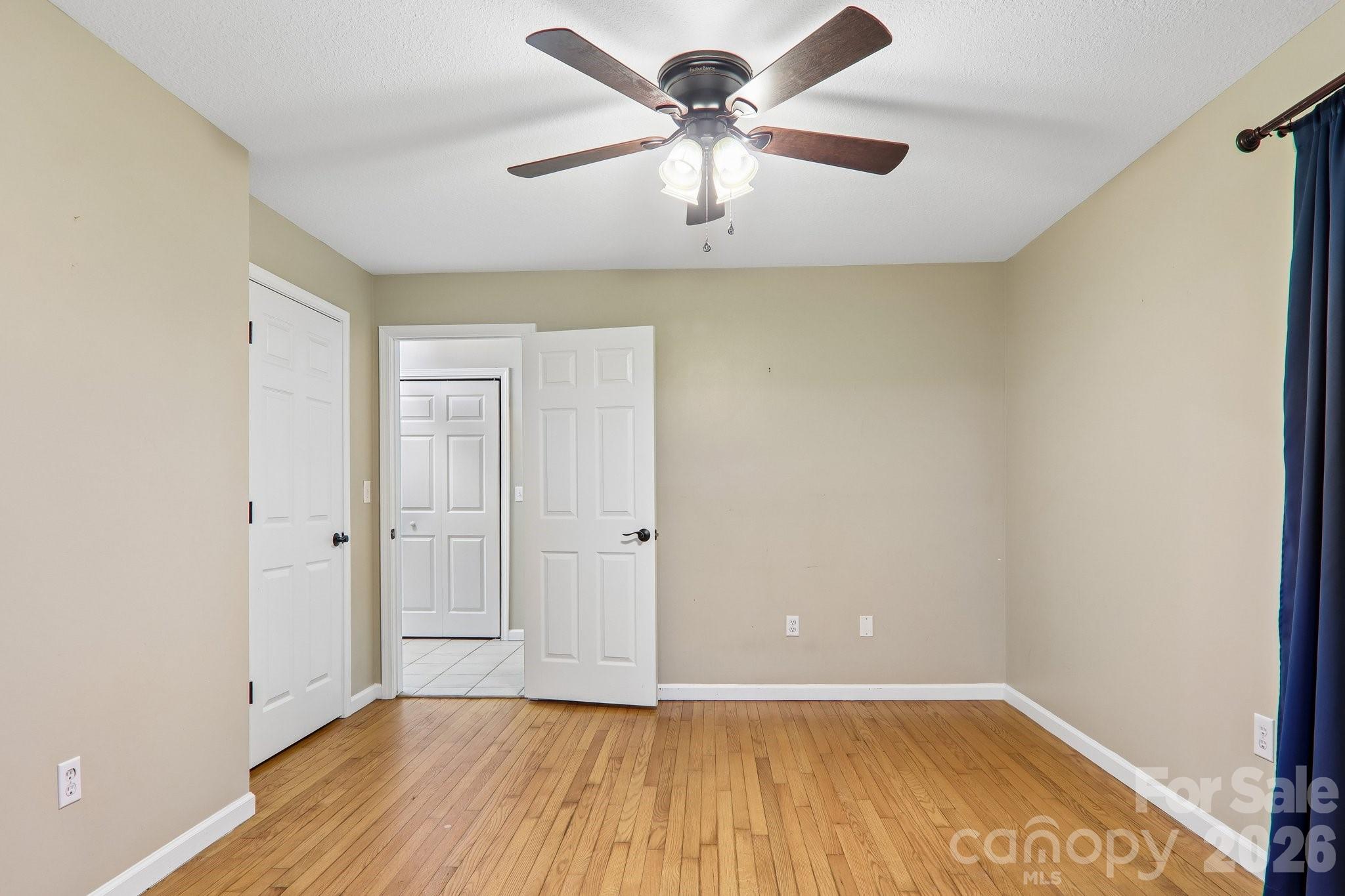 224 Highlands Loop — Maggie Valley
