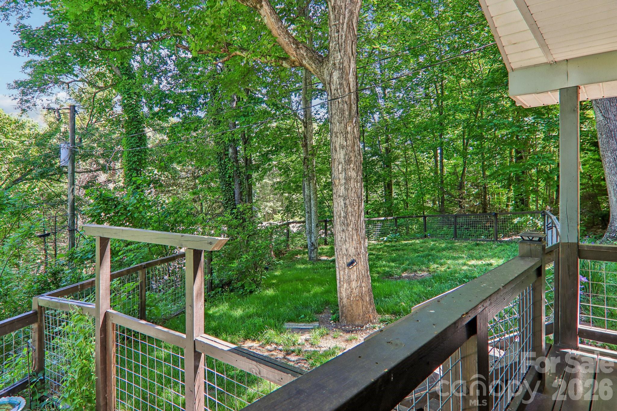 224 Highlands Loop — Maggie Valley