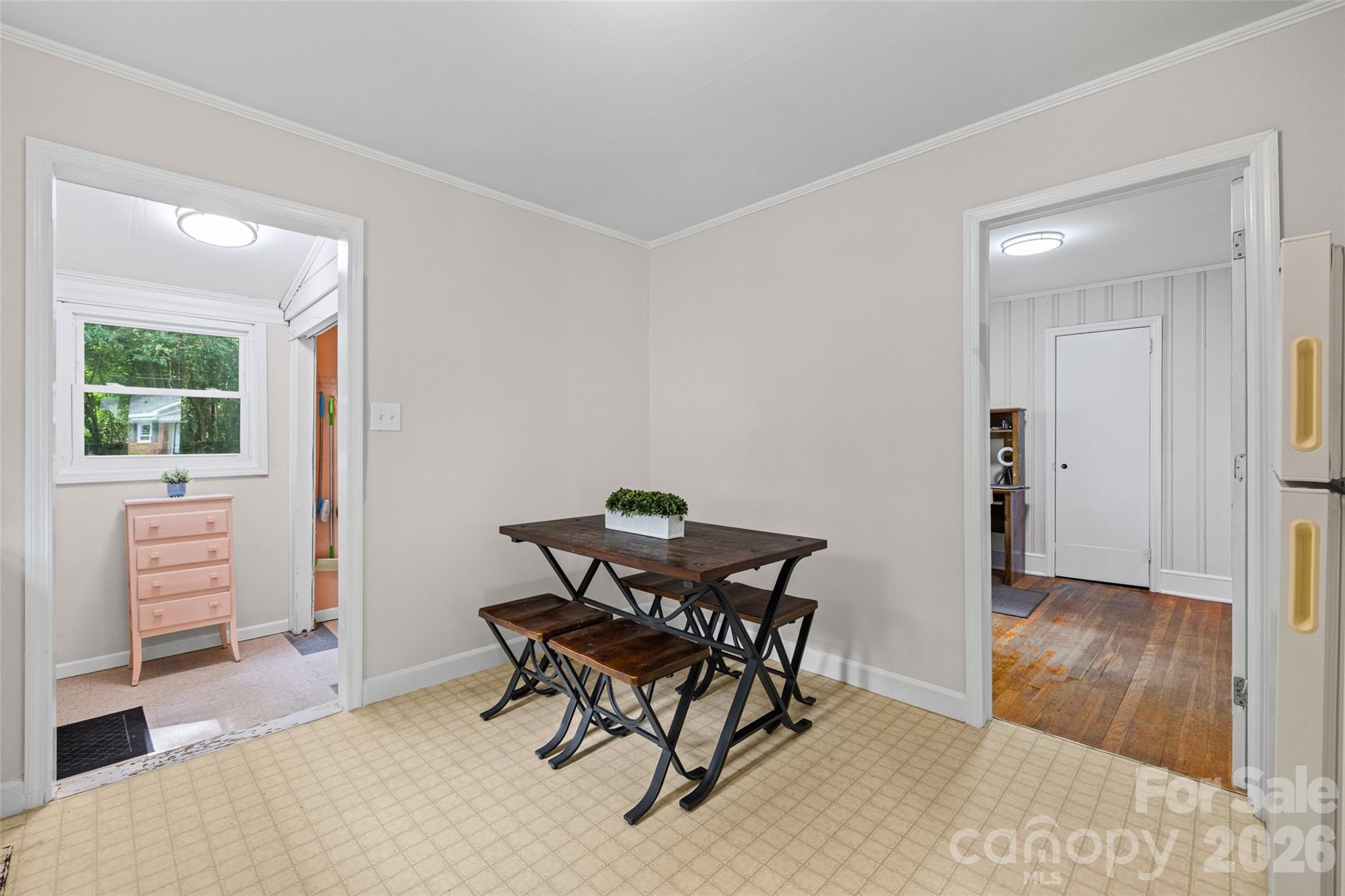 2242 Markham Court — Charlotte