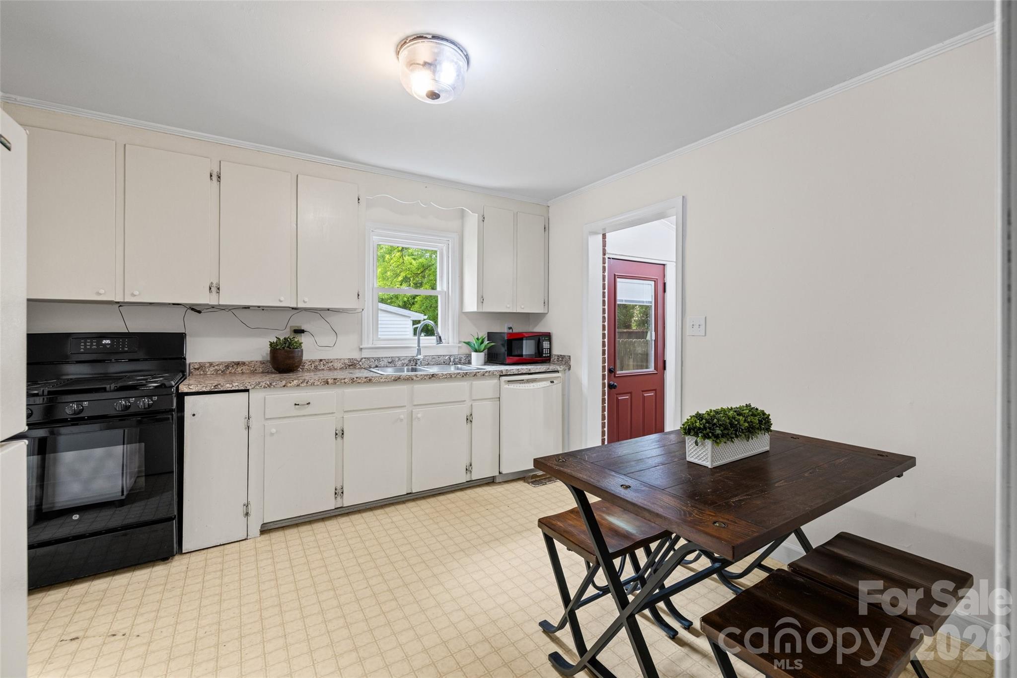 2242 Markham Court — Charlotte