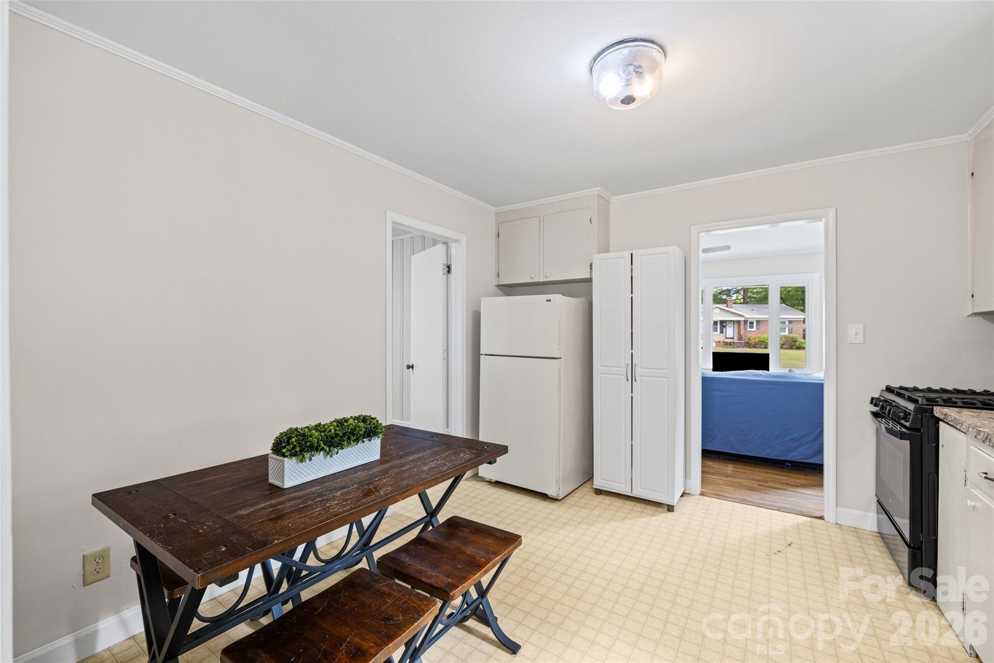 2242 Markham Court — Charlotte