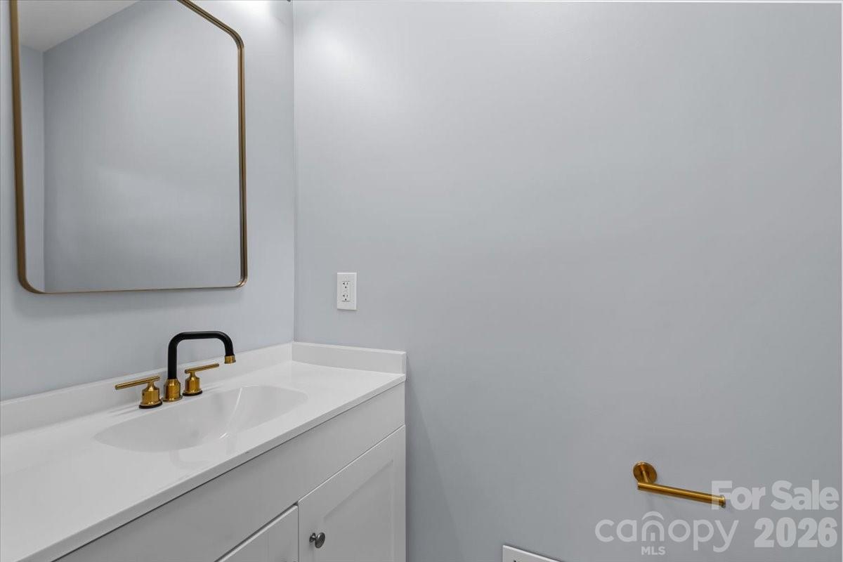 1519 Briarfield Drive — Charlotte