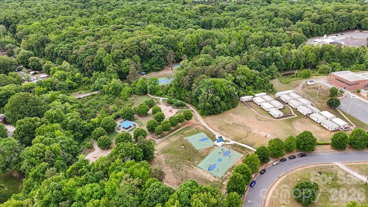 1519 Briarfield Drive — Charlotte